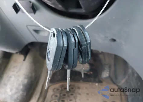 2018 Ford Transit-250 z USA, uszkodzony, nr VIN 1FTYR1CM1JKA69802